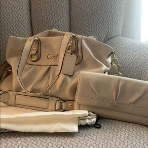 Tan Coach purse with matching wallet
